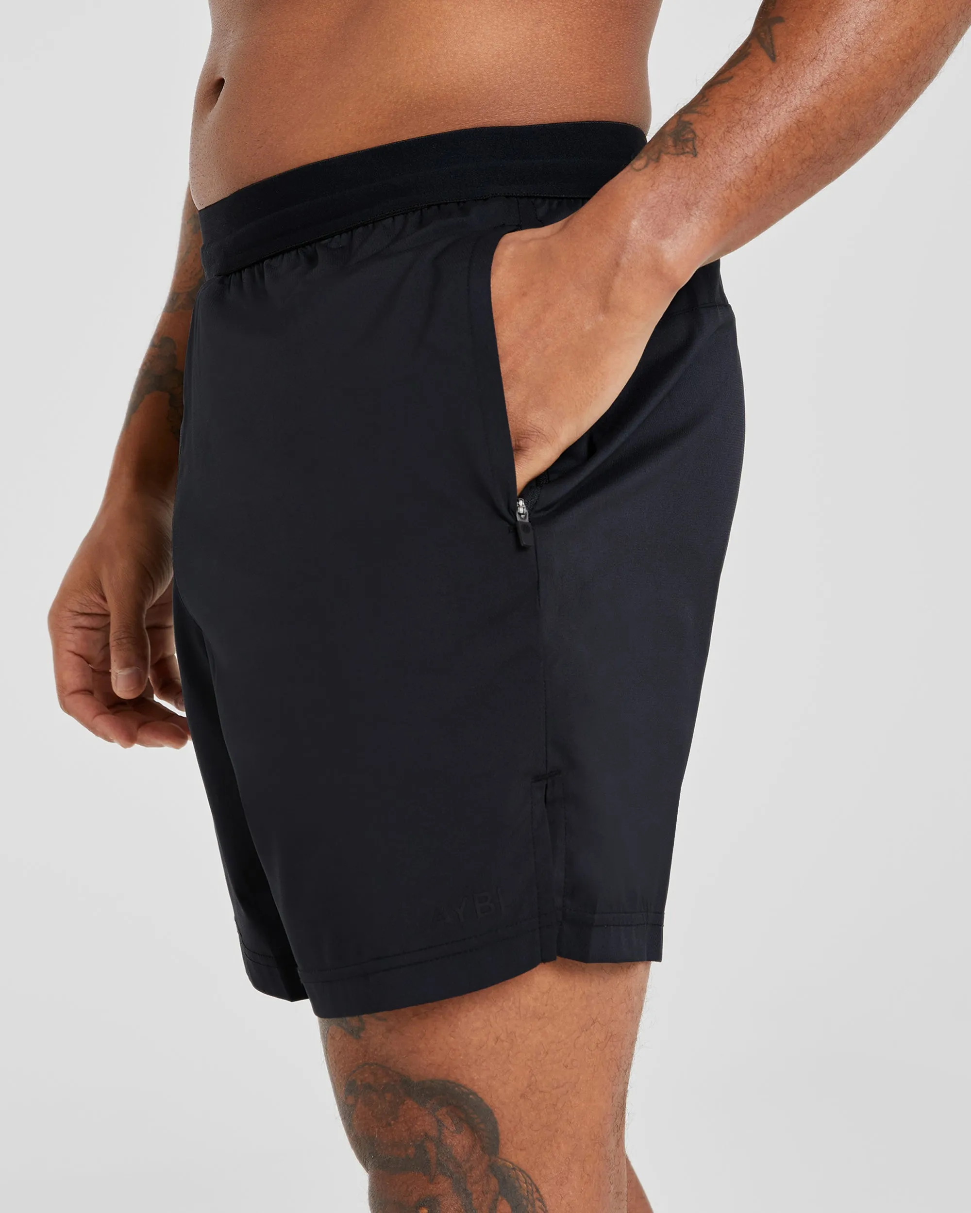 Ascend Shorts - Black