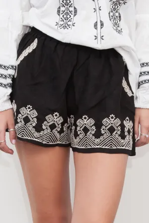 JEANA EMBROIDERED SHORTS