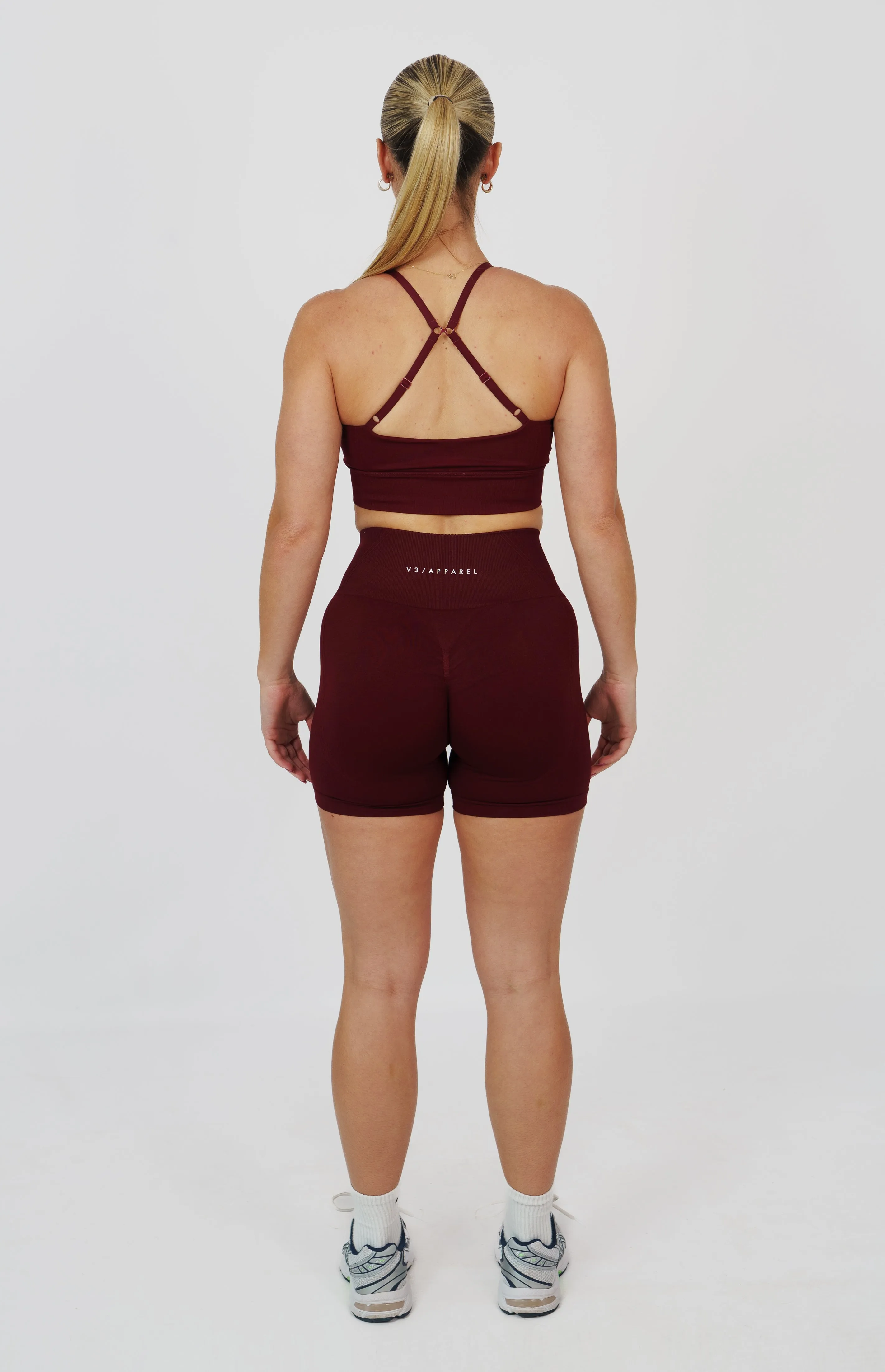 Tempo Seamless Scrunch Shorts & Multi-Way Sports Bra Set - Pomegranate Red